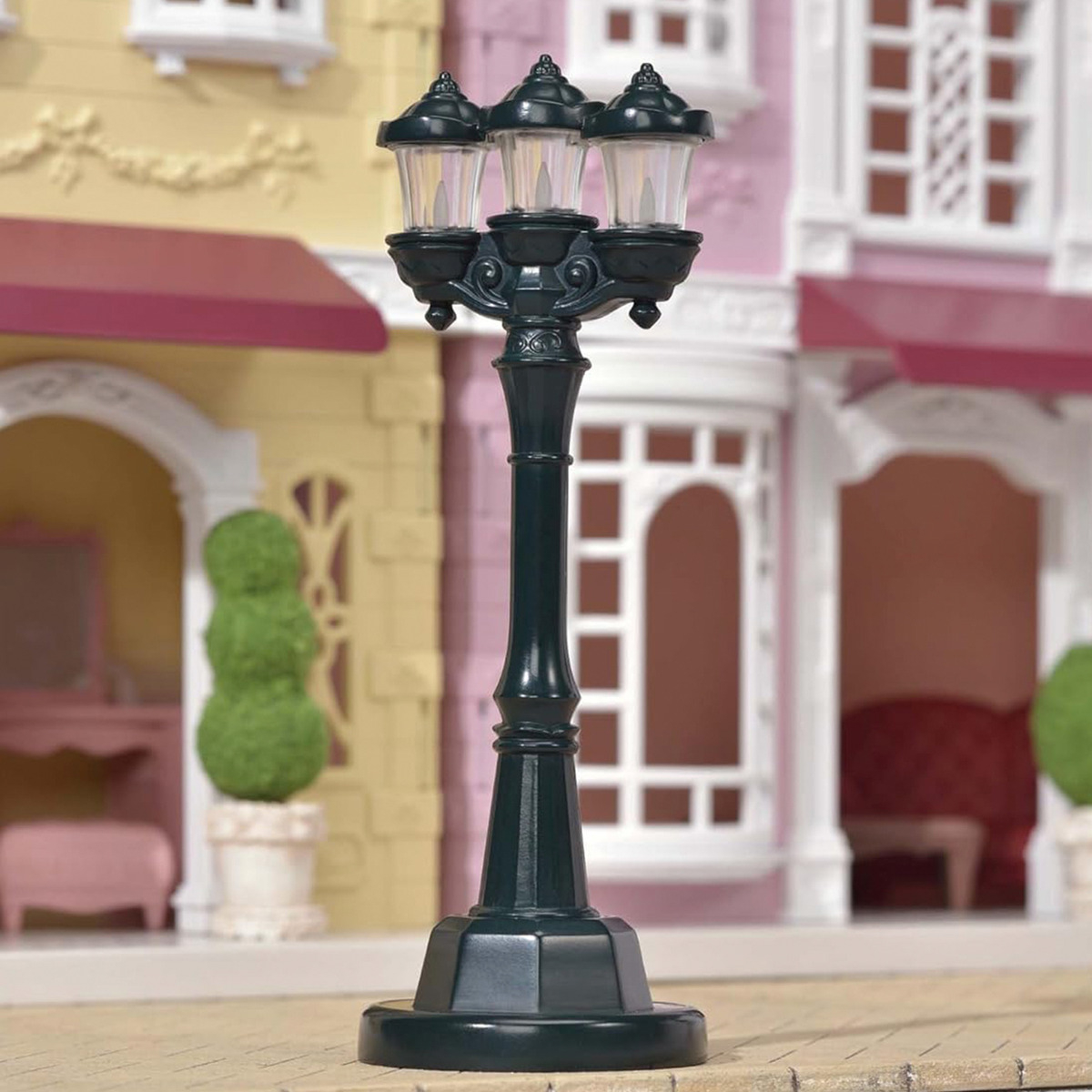 Sylvanian Families Town Luz Lampara De Calle De 3 Faroles Tx