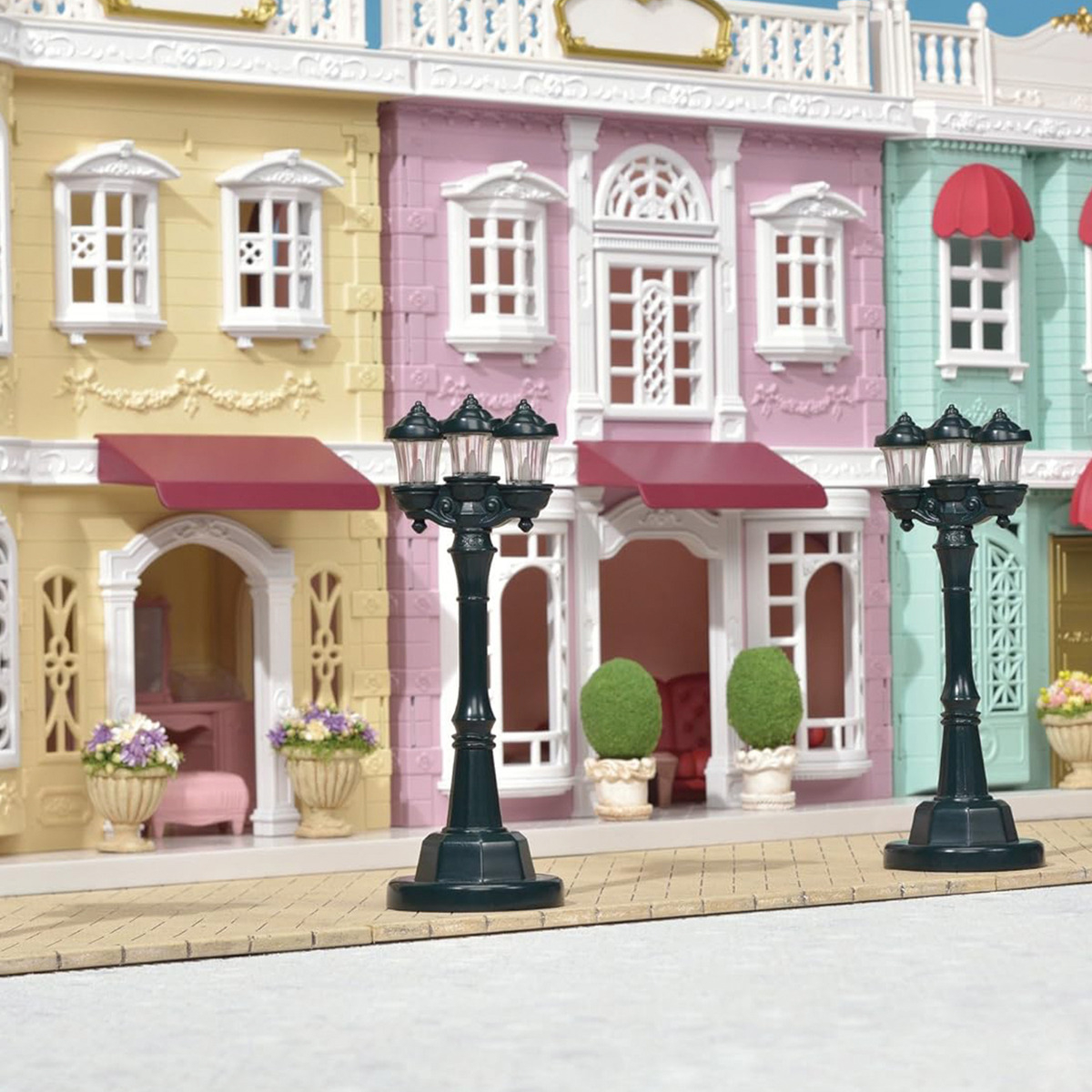 Sylvanian Families Town Luz Lampara De Calle De 3 Faroles Tx