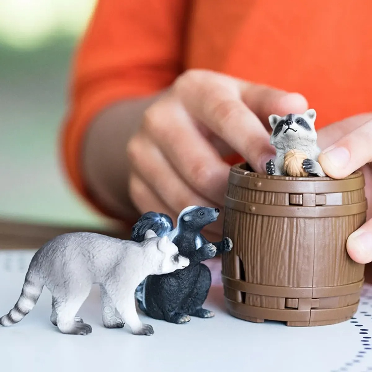 Figura Coleccionable Schleich Cazar La Nuez 42596