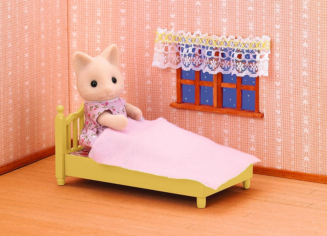 Sylvanian Families Set De Cama Adulto Mueble Juguete Niños