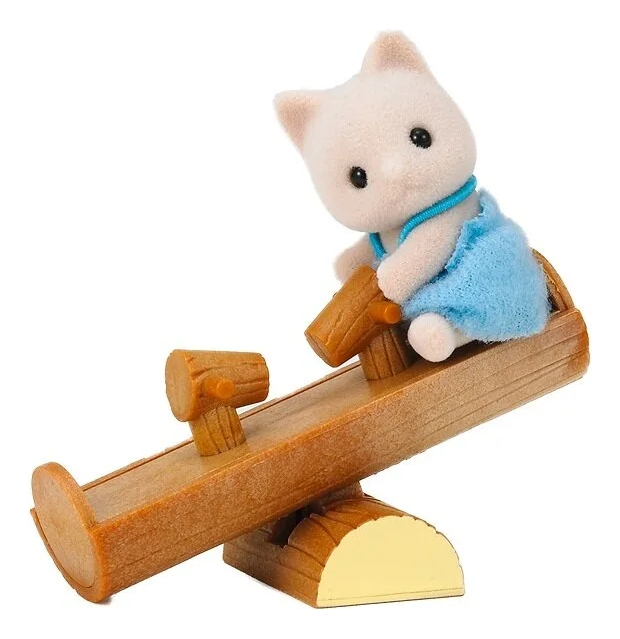 Sylvanian Families Gato Bebé Con Sube Y Baja Accesorios Tx®