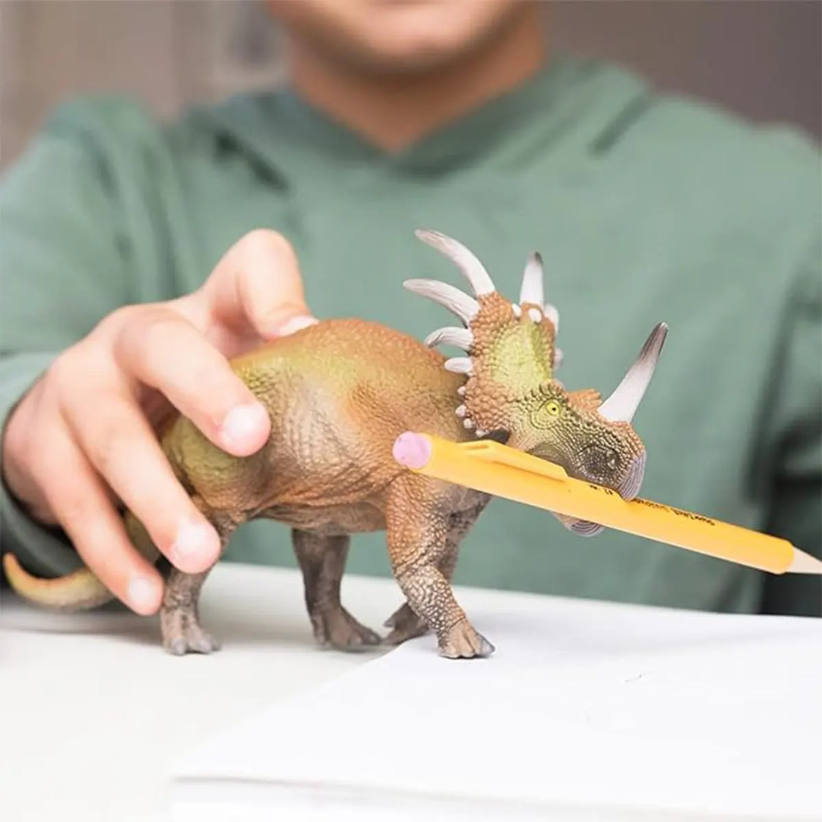 Figura Coleccionable Schleich Tiracosaurio 15033
