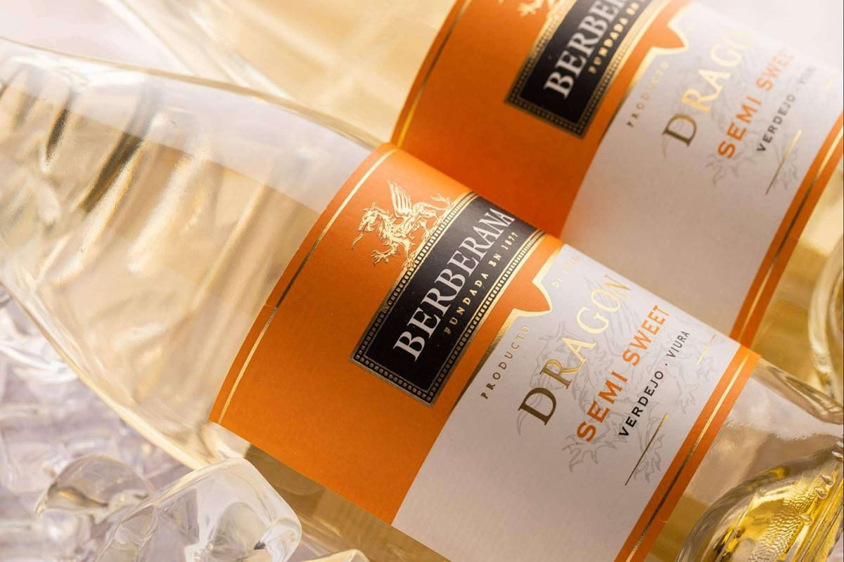 Vino Dragon Blanco Semi Sweet Berberana Botella 750 Ml Trex