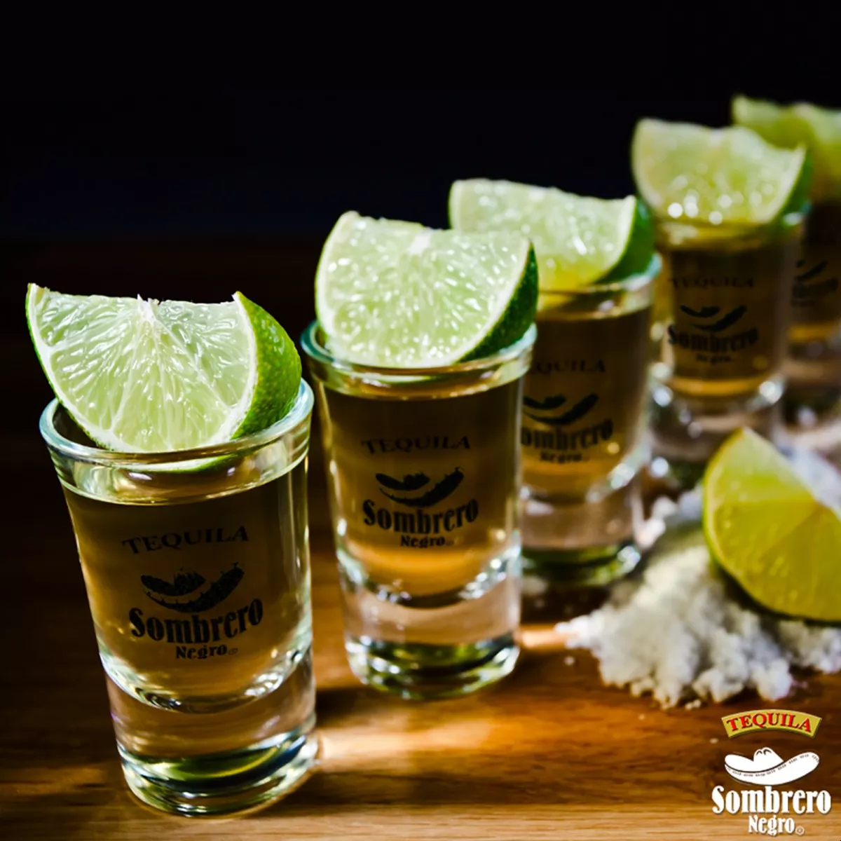 Tequila Gold Oro Botella 750 Sombrero Negro Importado Trex