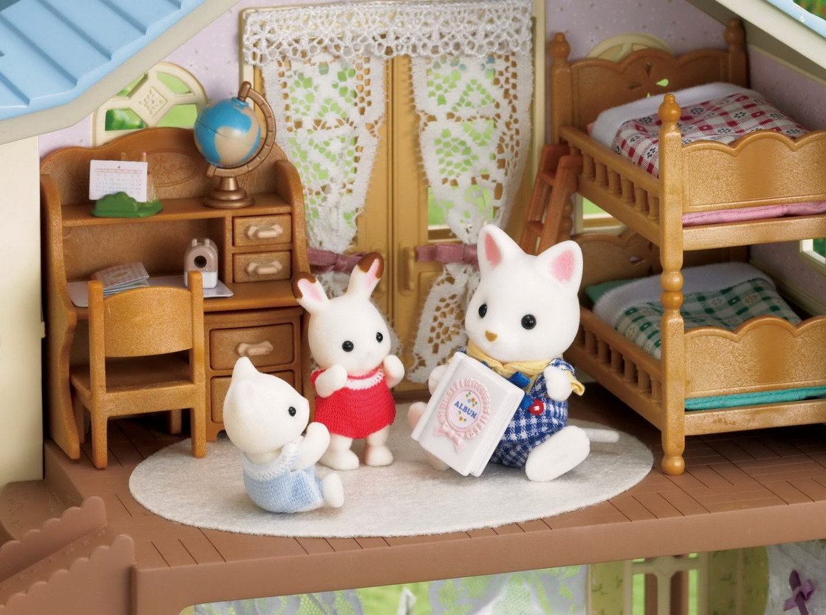 Sylvanian Families Casa En Hillcrest Con Accesorios Juguete®