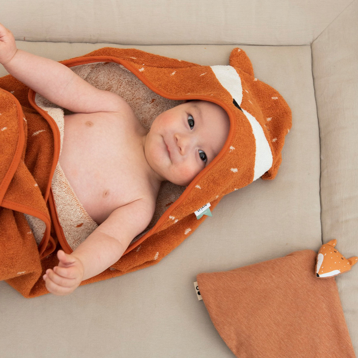 Toalla Bebe Con Capucha Algodon Trixie Bata Animales Trex