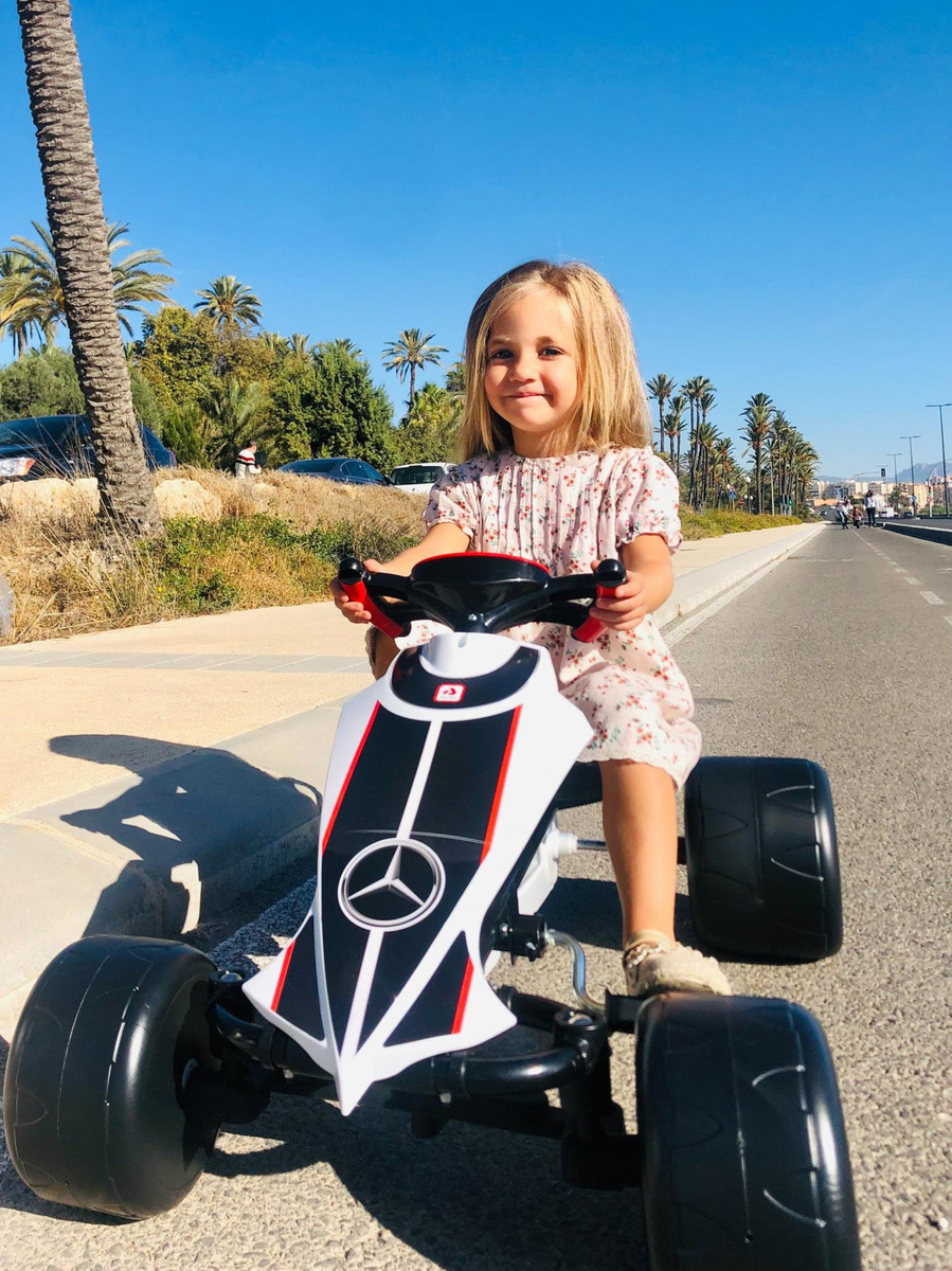 Go Kart Pedal Mercedes Benz Cuatriciclo Injusa Infantil Trex