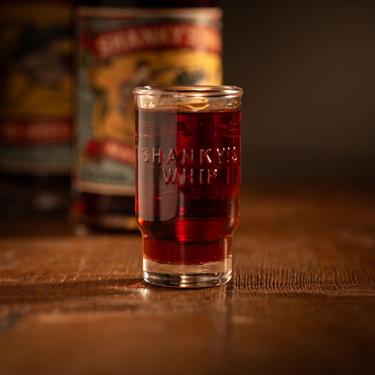 Shankys Shankys Whip Black Irish Whisky Liqueur + 4 Vasos