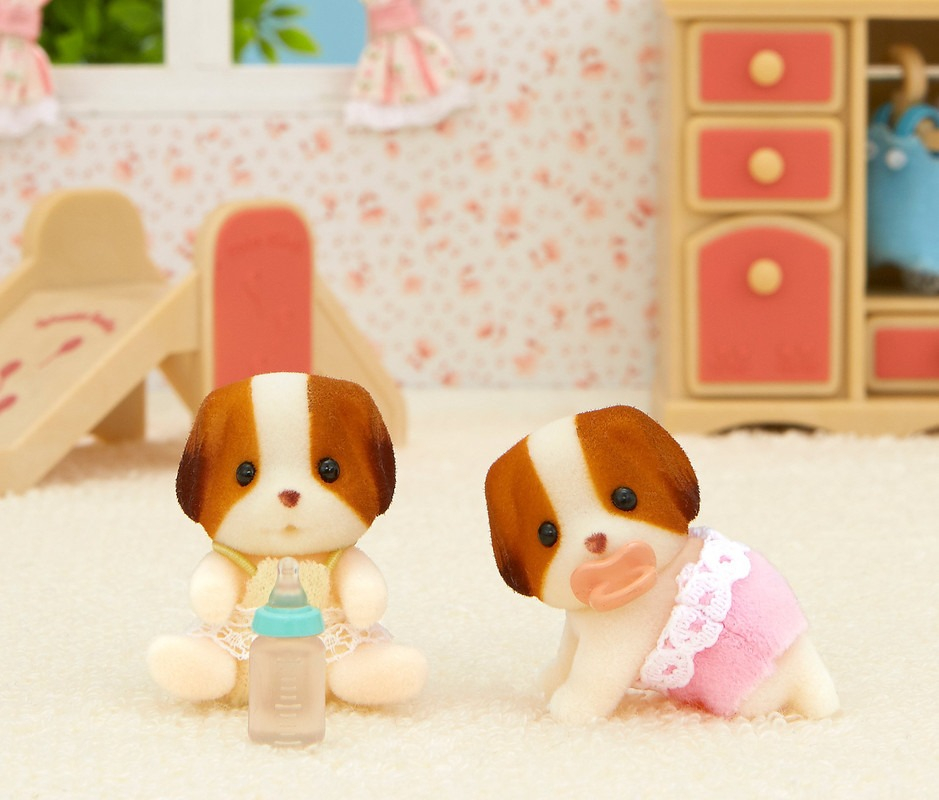 Sylvanian Families Gemelos Bebe Perro Chiffon Muñeco Juguete