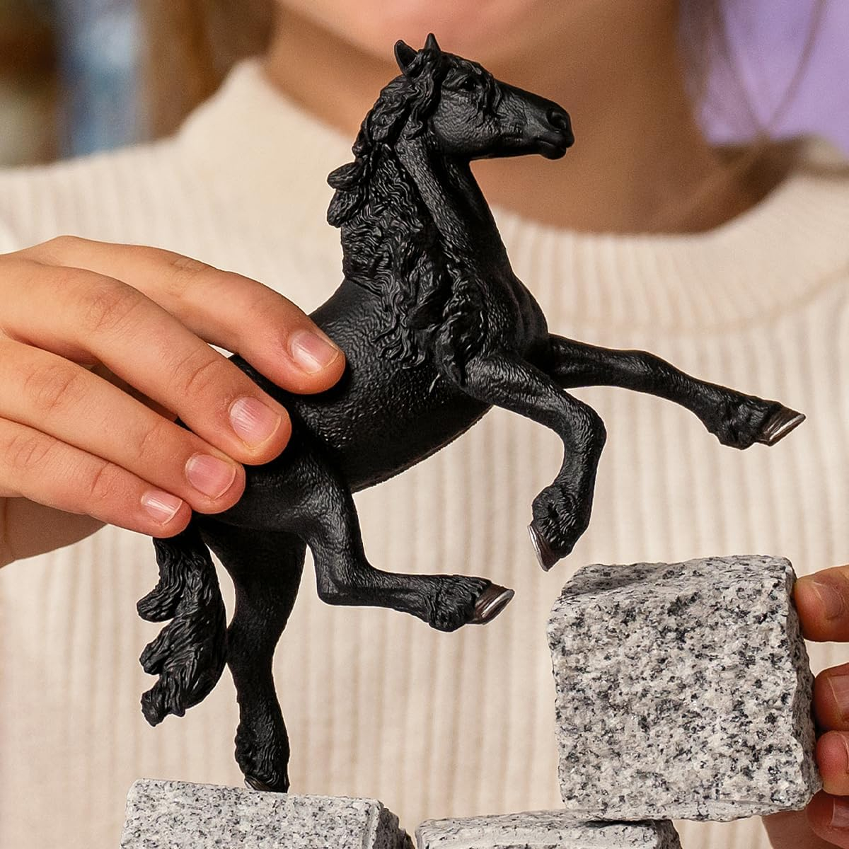 Figura Caballo Frisón Negro Schleich Horse Club Trex