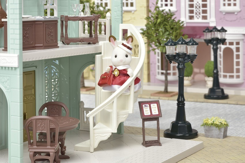 Sylvanian Families Restaurante Set Juguete + Accesorios Tx