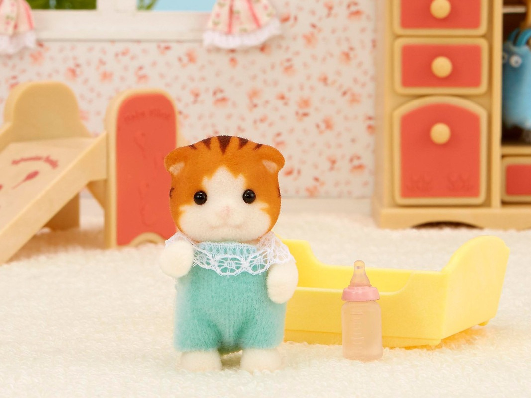 Sylvanian Families Gato Rayado Bebé Con Cuna Juguete Niños